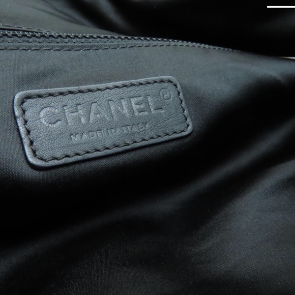 💎 CHANEL 💎 RARE CROISSANT ZIPPER CLOSURE REAL LEATHER - Picture 6 of 12